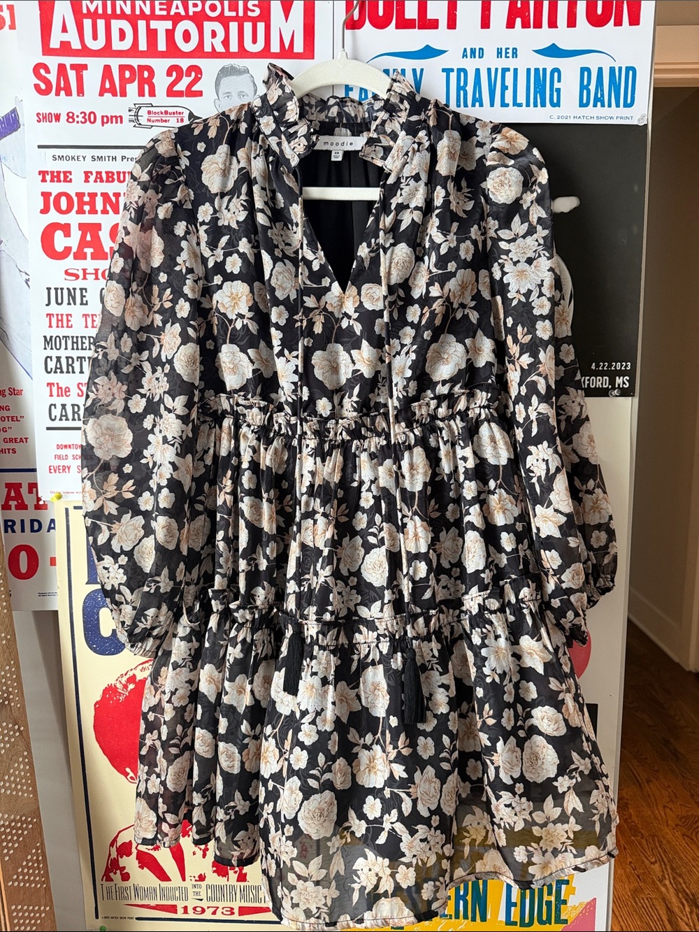 moodie Black Floral Long-Sleeve Tiered Dress